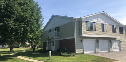 401 Tyler Court Unit #401, Vernon Hills