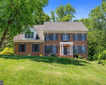 932 Hilltop Rd, Arnold