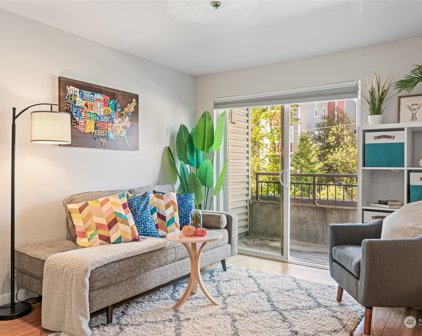 1616 Summit Avenue Unit #N105, Seattle