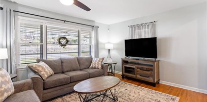 15 E Georgia Avenue, Emerson