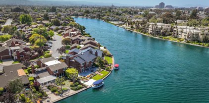 930 Aruba LN, Foster City