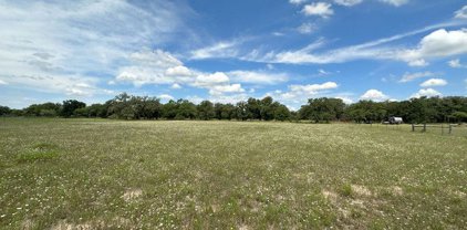 113 Tipperary Ln, Floresville