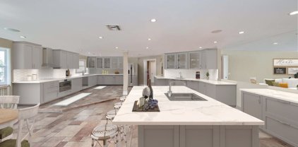 1032 E Amelia Dr, Long Beach