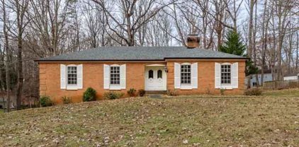 517 Carrsbrook Dr, Charlottesville