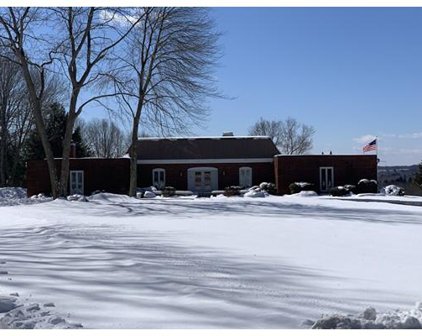 44 Hundreds Rd, Westborough