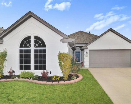 9070 Winding River  Drive, Fort Worth