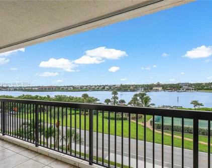 19670 Beach Rd Unit #D514, Tequesta