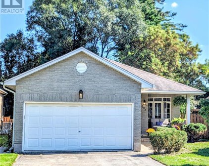 603 THORNWOOD Court, London