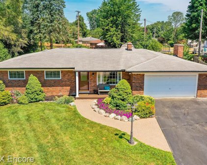 3747 COLUMBINE, Waterford Twp
