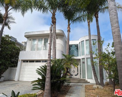 241 S Swall Dr, Beverly Hills