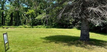 VL Ide  Road, Newfane-292800