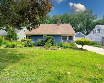 19 E Roosevelt Circle, Red Bank