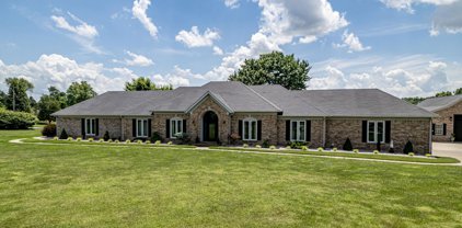 689 W Laurel River Dr, Shepherdsville