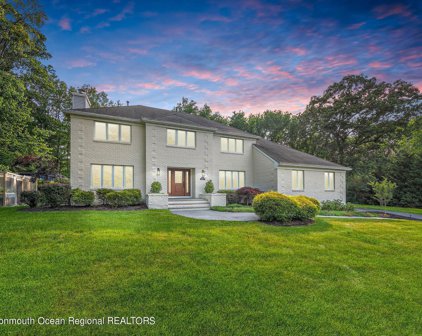 23 Windhill Way, Holmdel