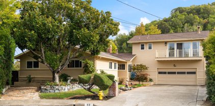 93 Corte Roble, Novato