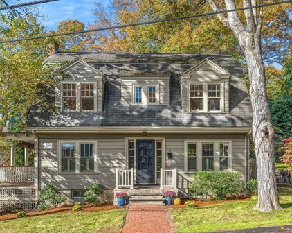 12 Curve St, Wellesley