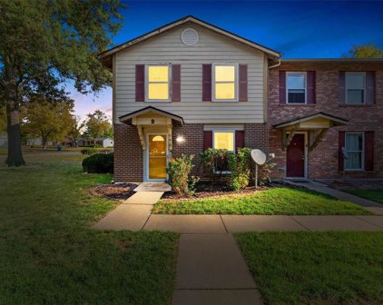 45 Park Charles S Boulevard Unit #D, St Peters