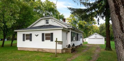 51812 Portage Road, South Bend