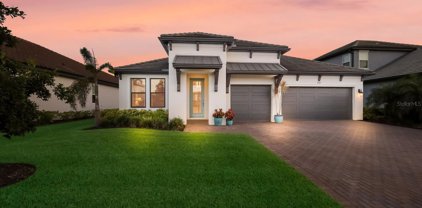 2124 Woodleaf Hammock Court, Lakewood Ranch
