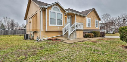 304 SW Crestview Drive, Grain Valley