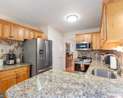 12324 Mulberry Ct, Woodbridge