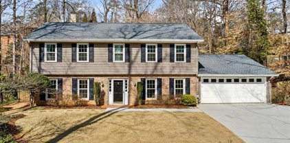 390 Forest Valley Court, Sandy Springs