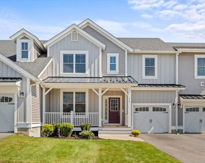299 Lexington St Unit 76, Woburn