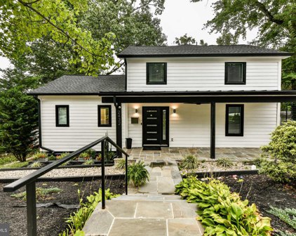 2432 S Culpeper St, Arlington