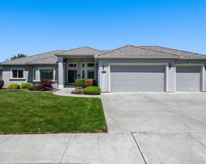1282 Fuji Way, Richland