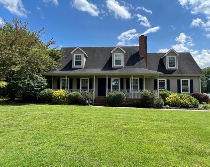 5215 Windrow Road, Rockvale