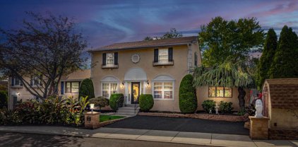 402 Renfrew Ave, Ambler