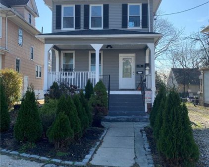72 Chauncey Avenue, New Rochelle