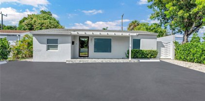 481 E Commercial Blvd, Oakland Park