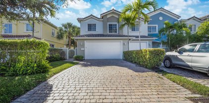 2656 Ne 30th Pl, Fort Lauderdale