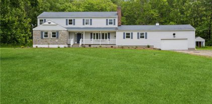 11 Wieting Road, New Milford
