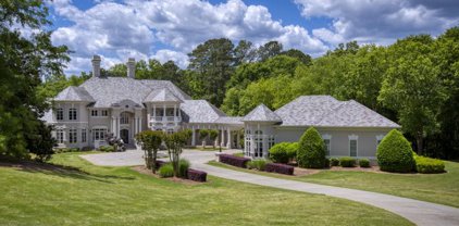 315 Longvue Court, Johns Creek