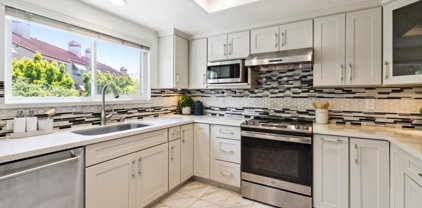 102 Cityhomes LN, Foster City
