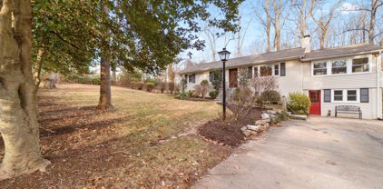 4709 Holly Ave, Fairfax