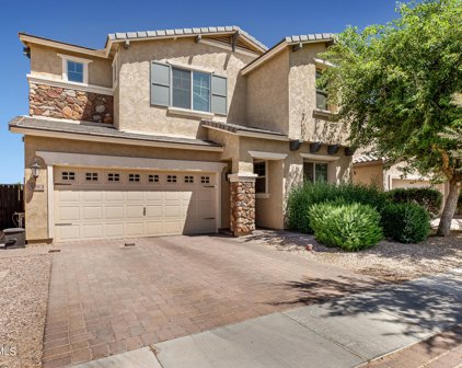 5183 S Moccasin Trail, Gilbert