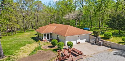 1390 275th Road, Holden