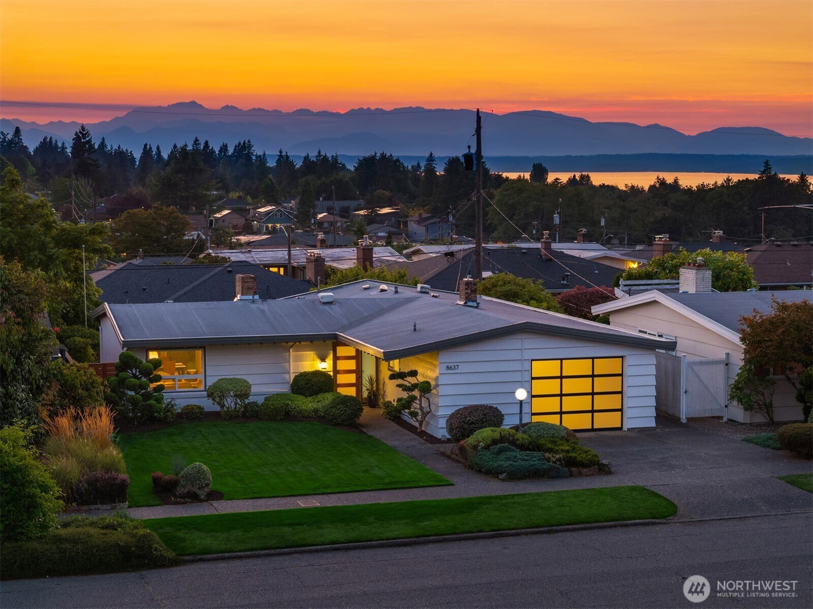8637 21st Avenue NW, Seattle | MLS# 2431497 | Skyline Properties, Inc ...