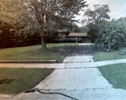 3922 Glendenning Road, Downers Grove image