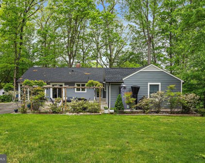 3316 Parkside Ter, Fairfax