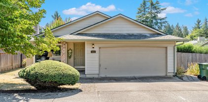 7662 SW WIMBLEDON CIR, Wilsonville