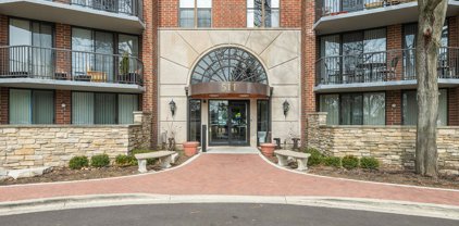 511 Aurora Avenue Unit #103, Naperville