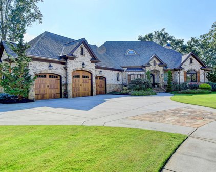 1021 Laurel Cove, Hoschton