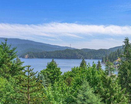 2470 Caledonia Avenue, North Vancouver