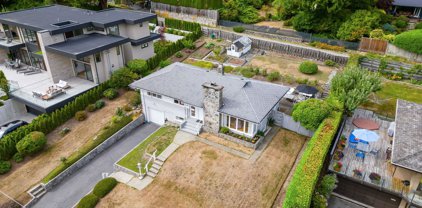 1375 Ottawa Avenue, West Vancouver