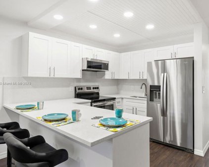 152 Cambridge G Unit #152, West Palm Beach