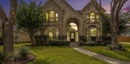 2811 Snyders Bluff, League City